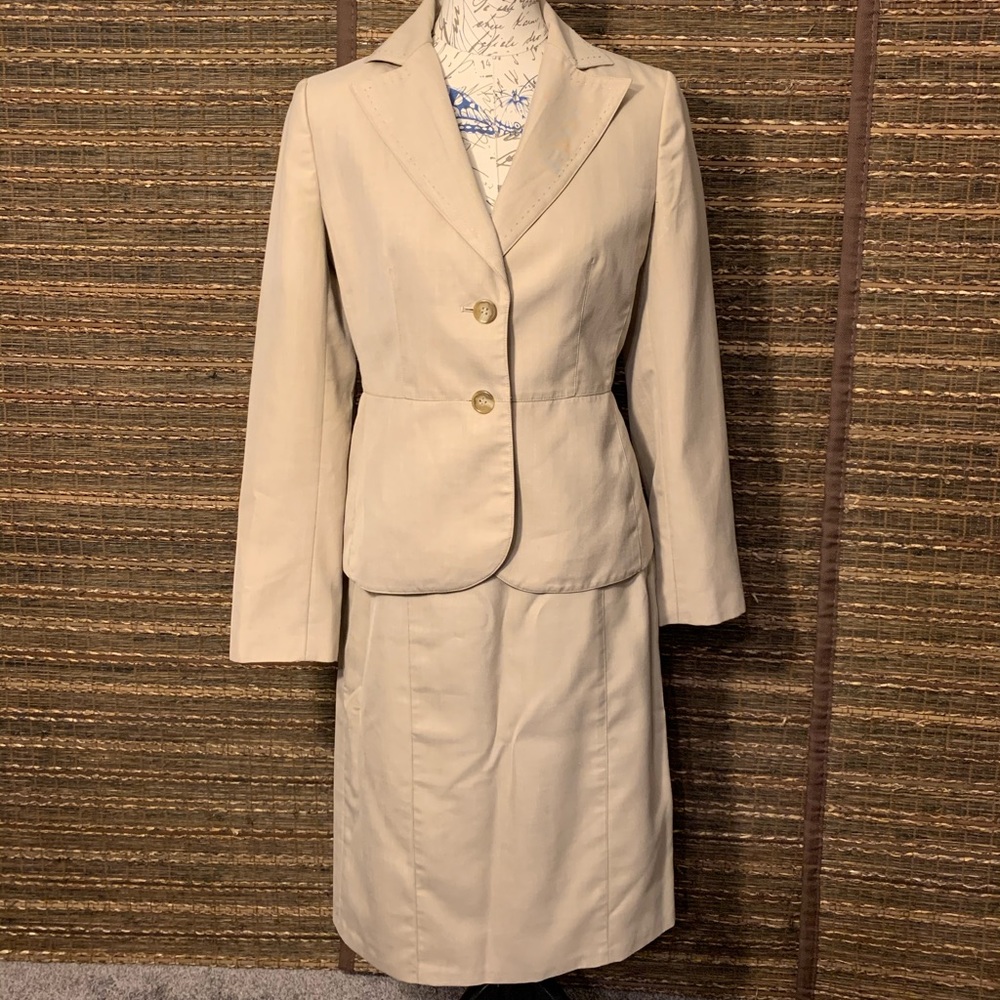 Ann Taylor Skirt suit
